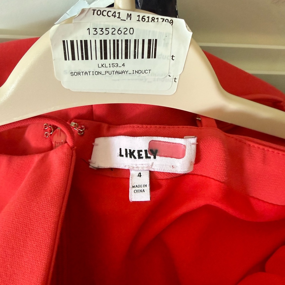 Likely Red Ruched Mini Dress -sz 4 - Picture 3 of 3